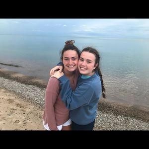 Meet your Posher, Grace